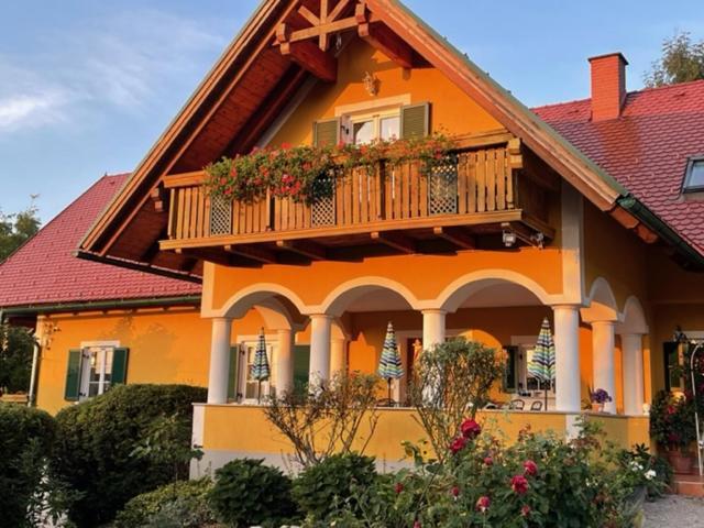 Weingut - Ferienhaus Sonja Rohrbacher Gamlitz Exterior foto
